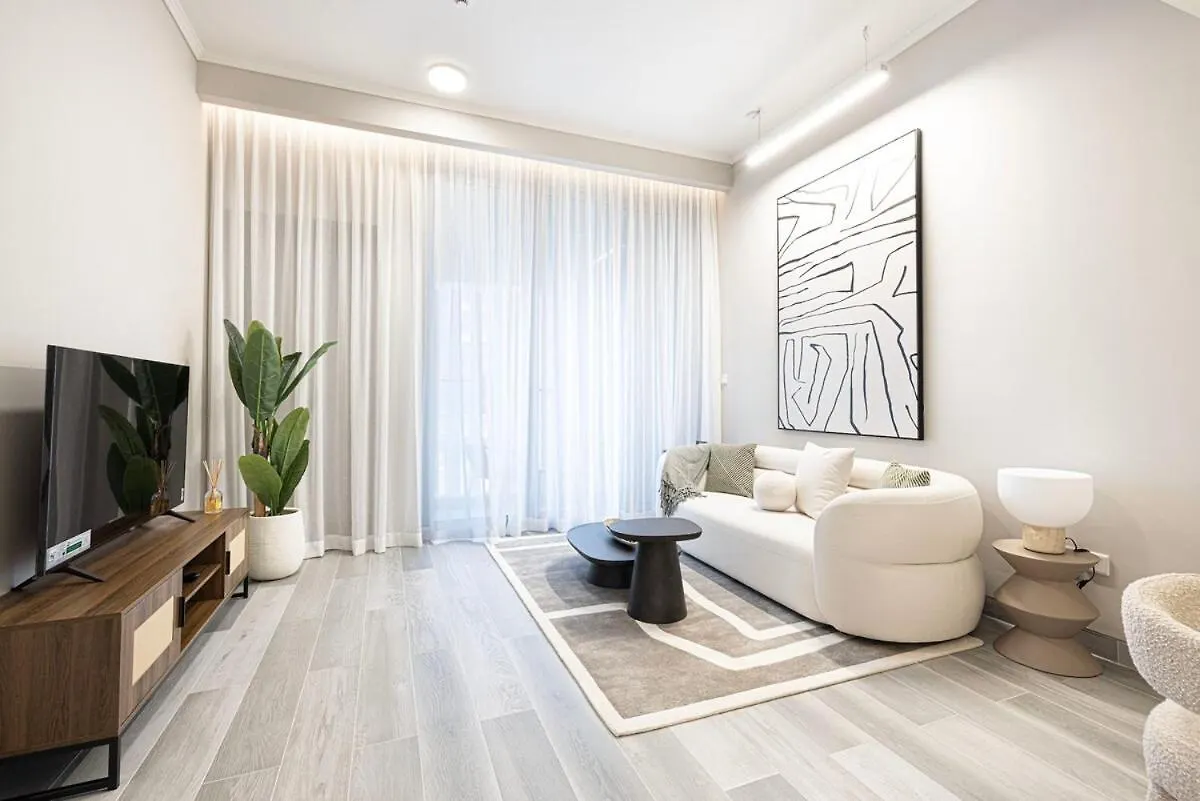 Minimalist Luxe Village Retreat Dubai 0*,