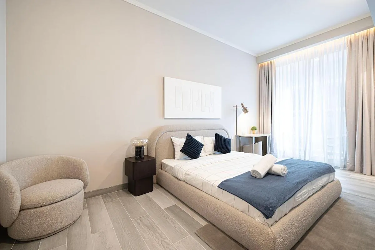 Minimalist Luxe Village Retreat Dubai United Arab Emirates