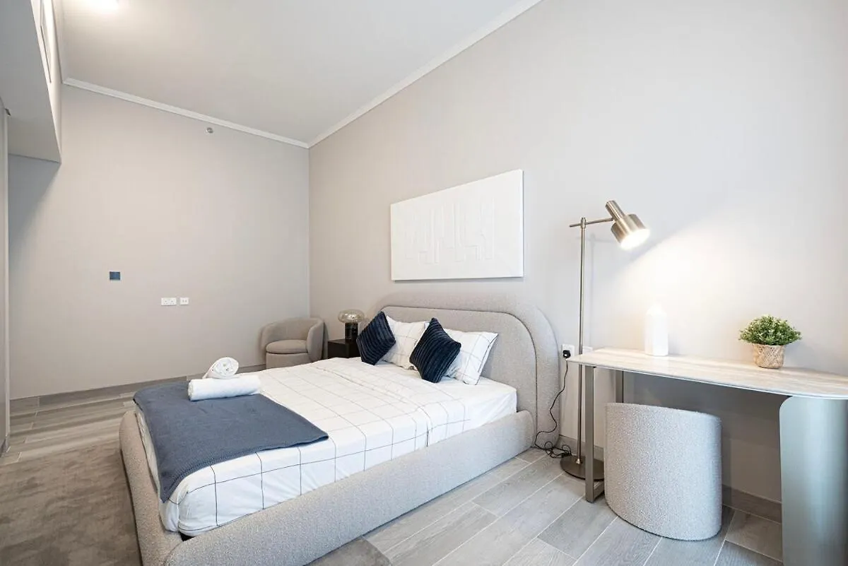 Apartment Minimalist Luxe Village Retreat Dubai United Arab Emirates